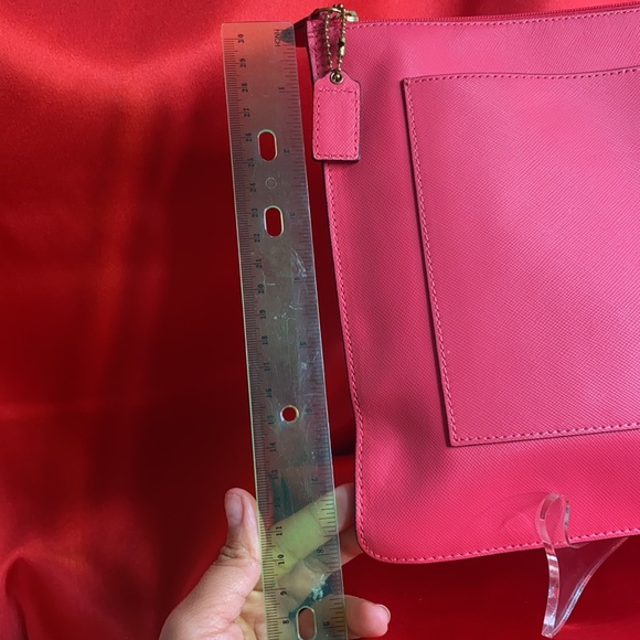 Pink authentic Coach clutch - Picture 10 of 10